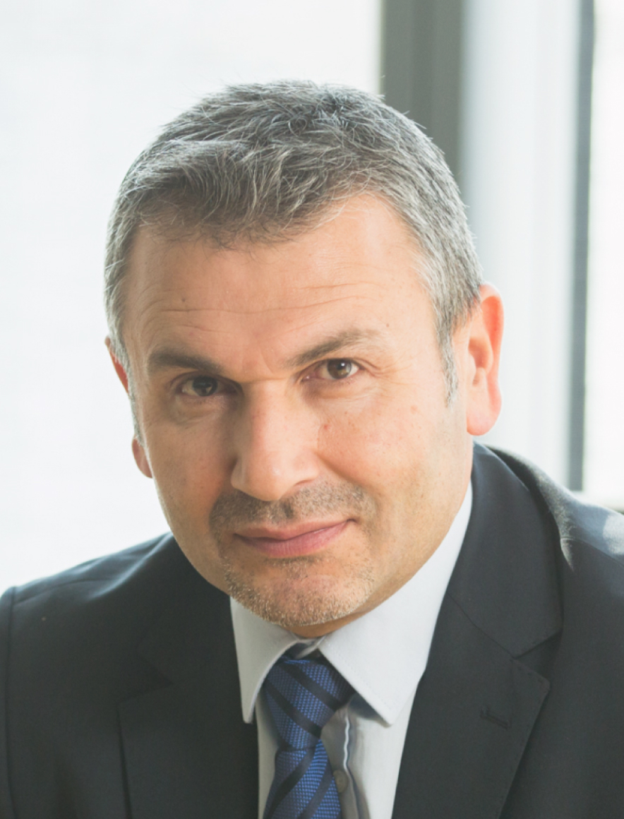 Özgür Genç